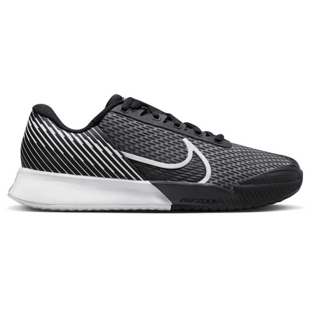 Women’s Nike Zoom Vapor Pro 2 size 8 black and white -worn twice like new